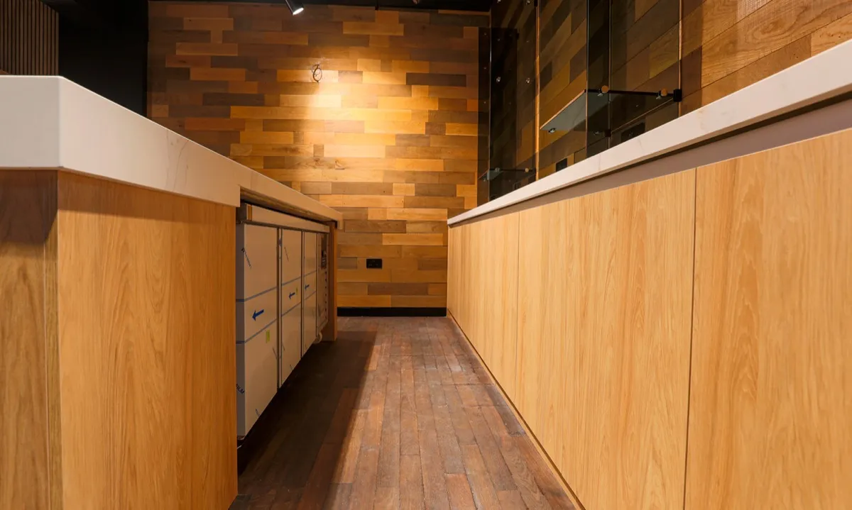 Wood-panelled hallway joinery