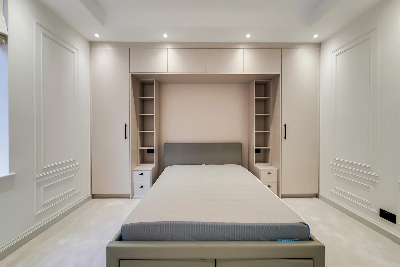 Bedroom Joinery - Mayfair, Mayfair — bespoke joinery by Yasmeen Joinery