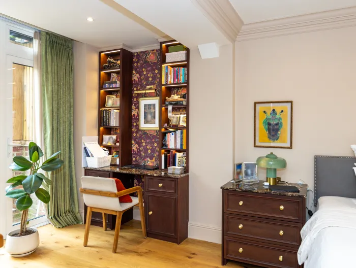 Built-in Desks — Kensington, Phillimore Gardens