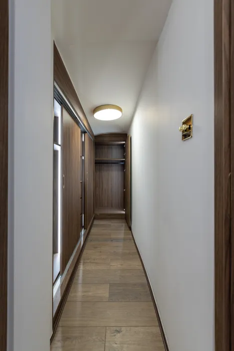 Walk-in Closets — Kensington, Queens Gate
