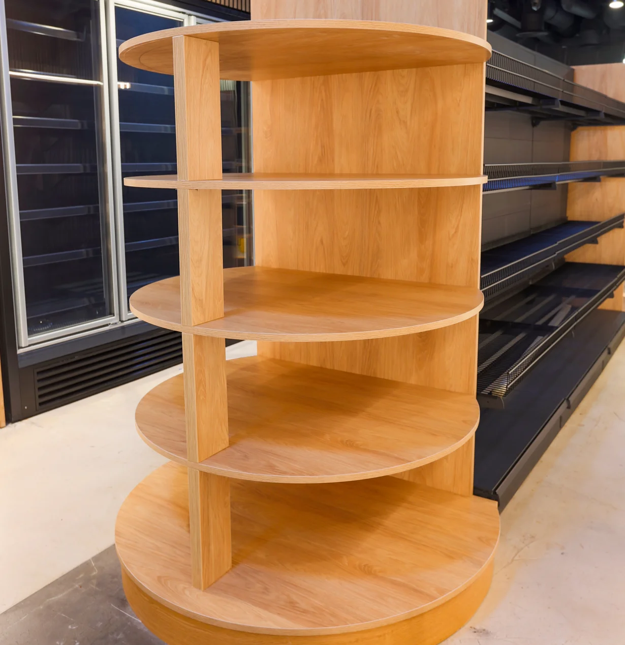 Commercial shop shelving